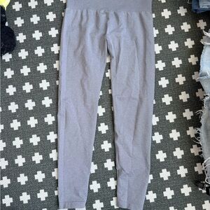 NVGTN Women's Leggings in Classic Gray